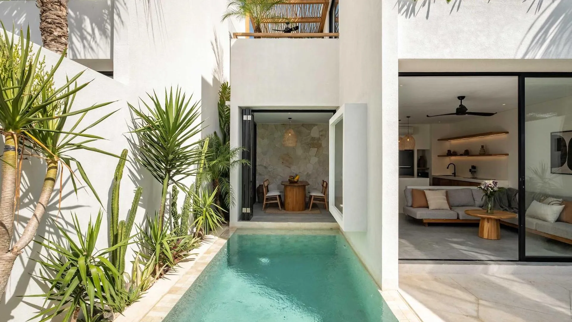 Modern Tropical Villa With Private Pool In Bingin Uluwatu